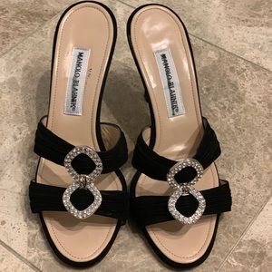 Manolo blanhnik crystal buckle sandal